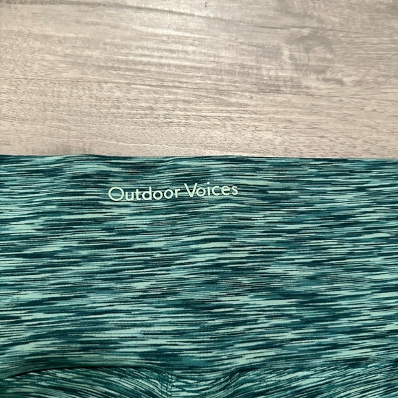 Outdoor Voices Women's Green biker Shorts Sz XXL sport running comfort - Picture 3 of 3